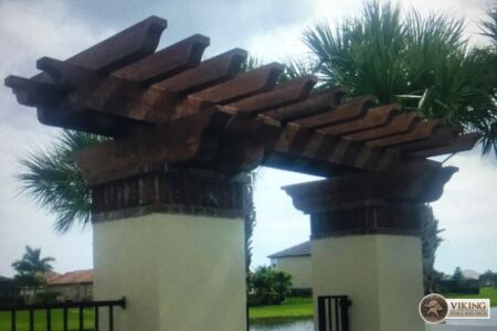Pergola pillars